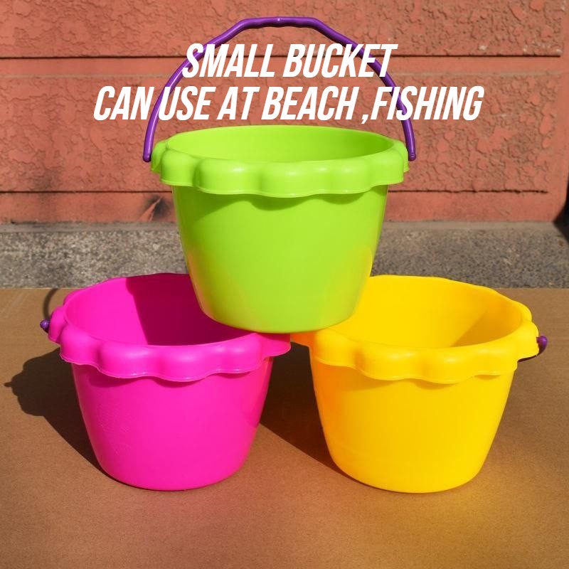 🎉Ready Stock🎉 Plastic toy bucket, beach toys, small bucket, children's
