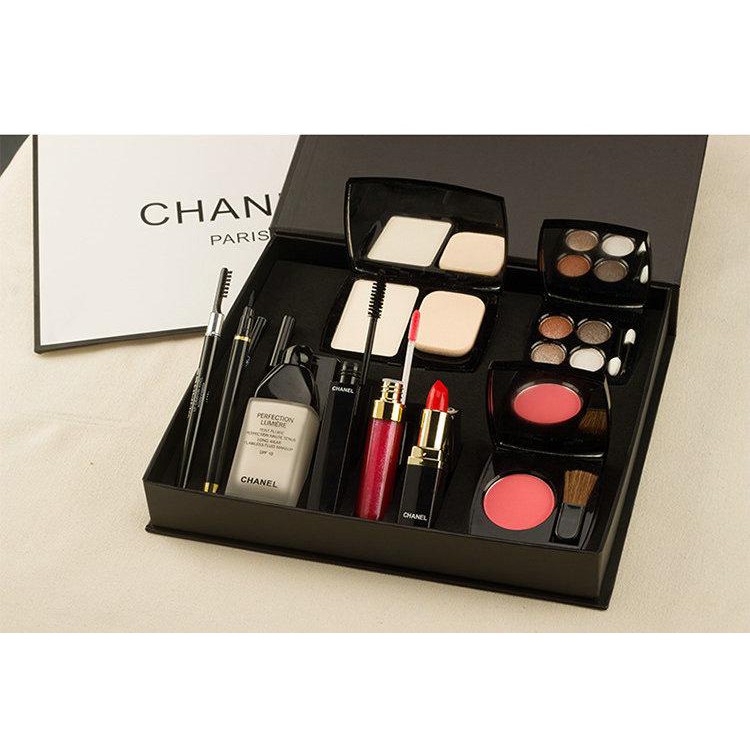 CHANEL MAKE UP SET-Offer Offer