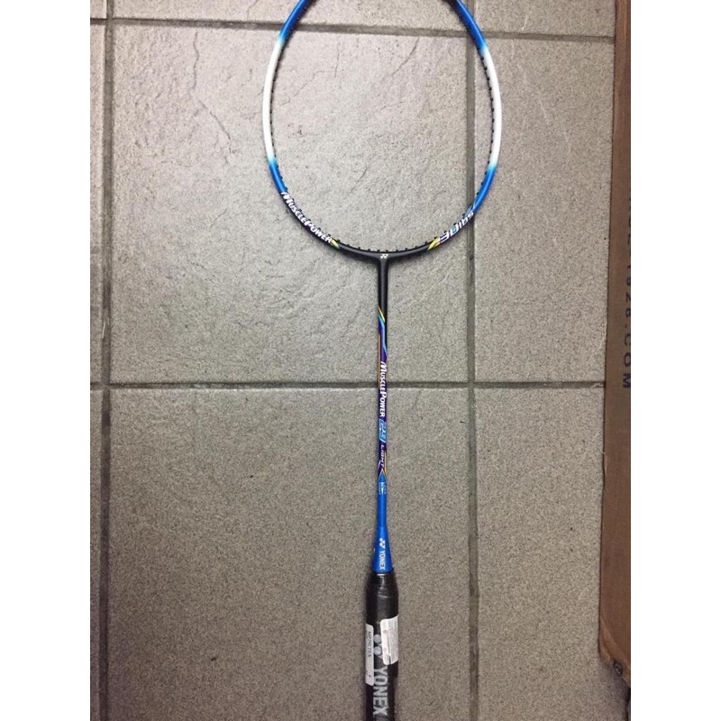 Yonex muscle on sale power 29