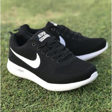 Nike zoom shoes shop black and white