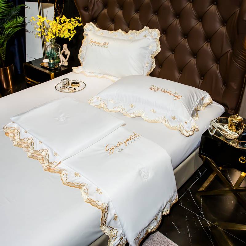 Wedding bedding on sale set malaysia