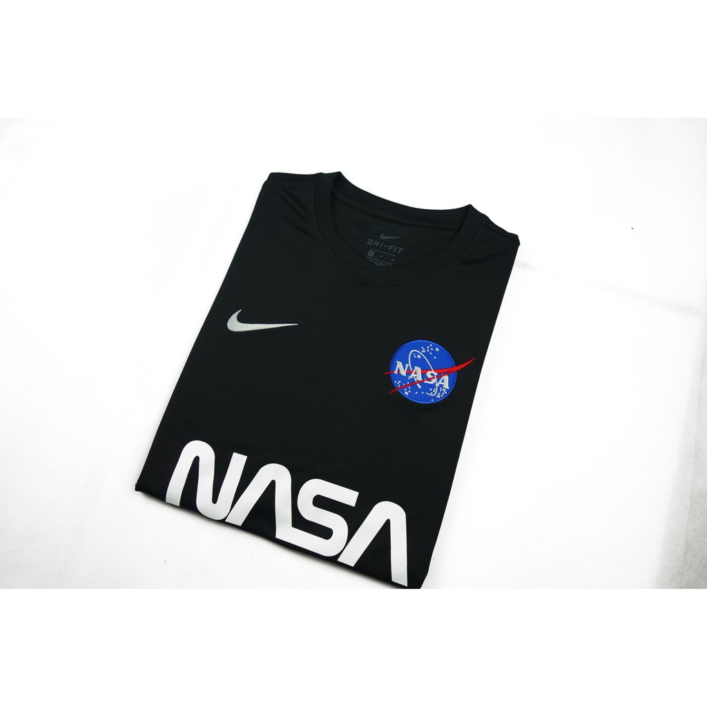 T shirt nike clearance nasa