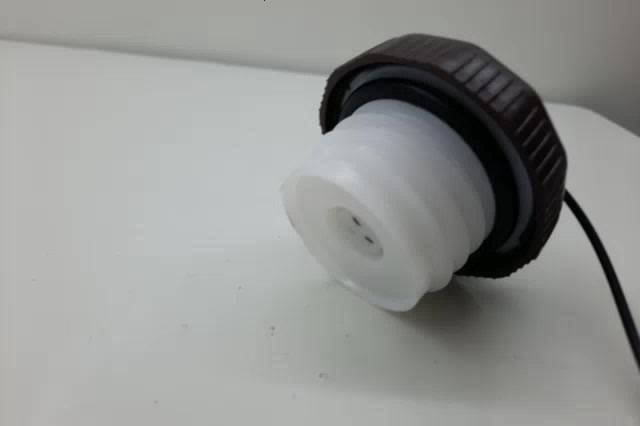 Perodua Alza Viva Axia Bezza Myvi Model Lama Fuel Tank Cap With Cable  / Penutup Tangki Minyak Sekal