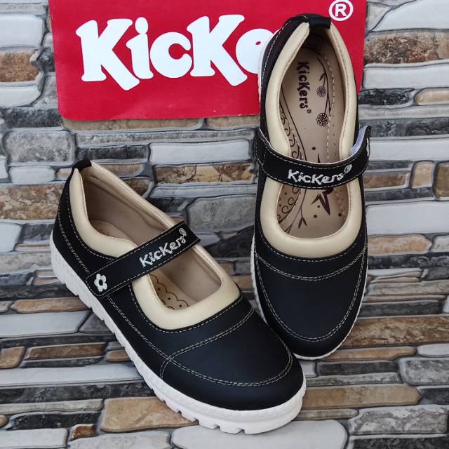 Kicker slip hot sale on shoes