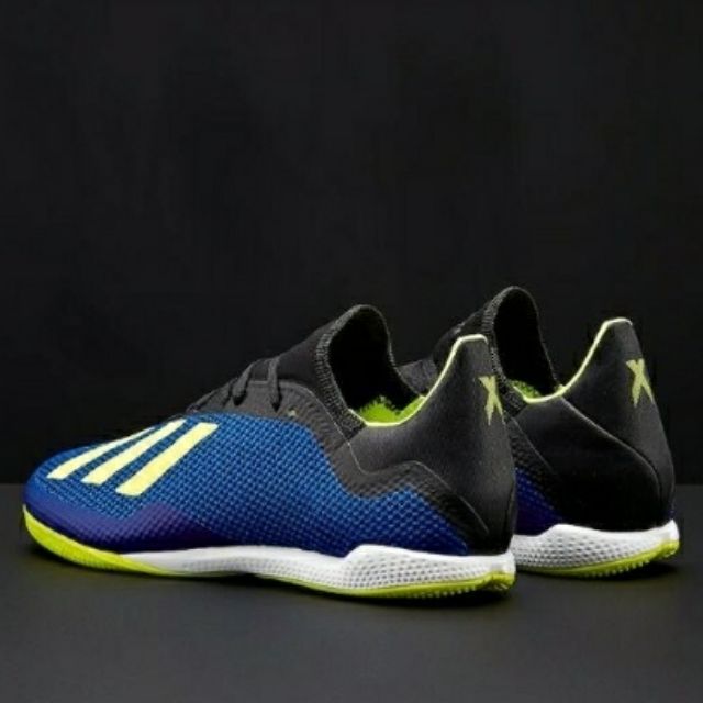 Kasut 2024 futsal adidas