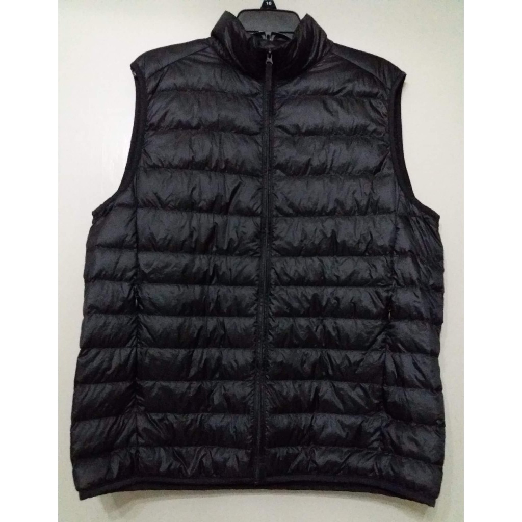 UNIQLO U Ultra Light Down Compact Jacket, Men's Fashion, Tops & Sets, Vests  on Carousell