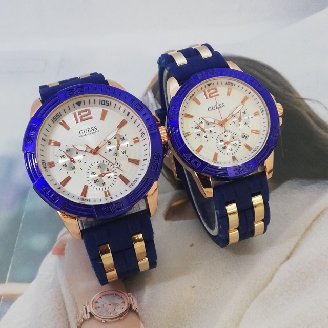 Guess Couple Quartz Watch Style Analog Function Function rubber