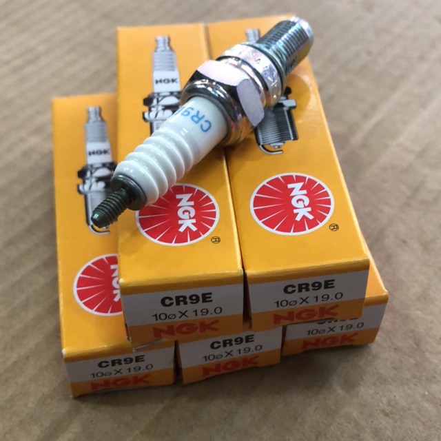 NGK CR9E Spark Plugs Yamaha R25 / ninja 250 / z250 (1pcs) Shopee Malaysia