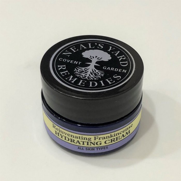 Taiwan Counter [Dressing Table] NYR Neal's Yard Remedies Frankincense