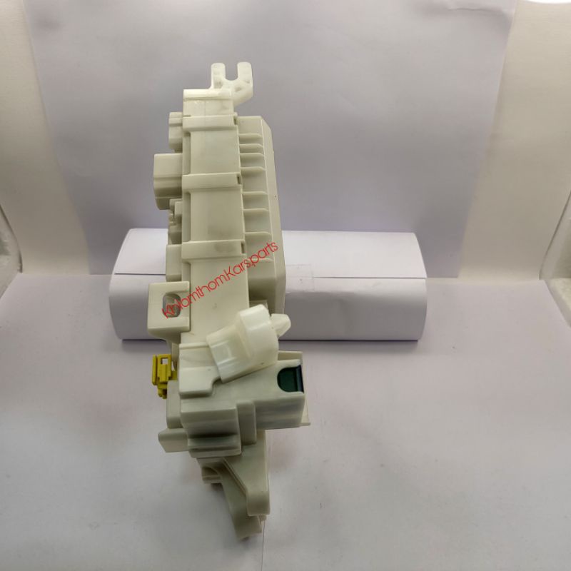 New Genuine Toyota Vigo Fortuner Innova Central Lock Fuse Box The ...