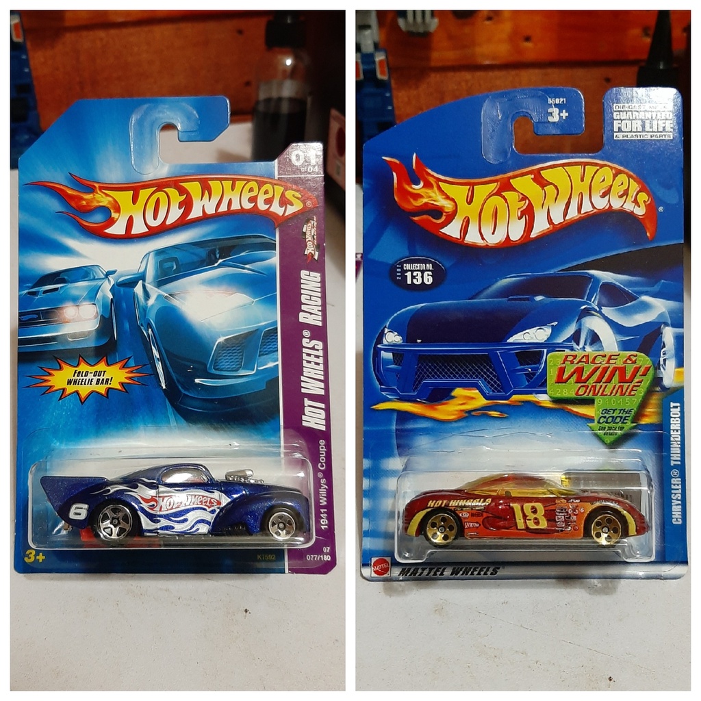 Hot Wheels 1941 WILLYS COUPE CHRYSLER THUNDERBOLT 136 Racing Mattel