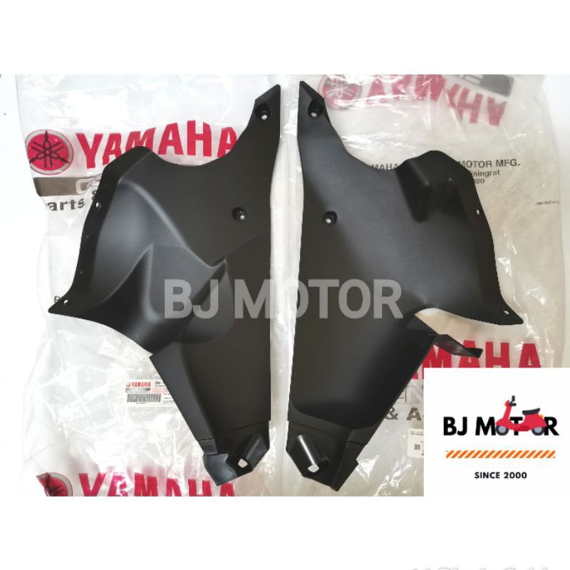 Yamaha r15 v3 side deals panel price