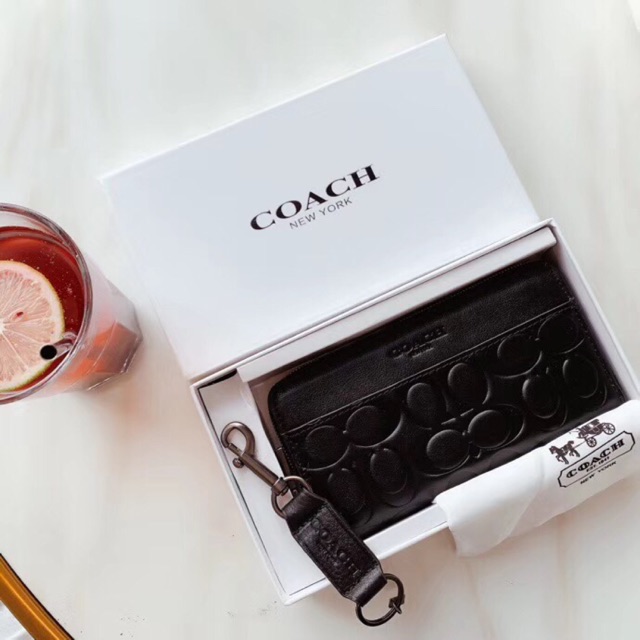 Coach discount wallet box