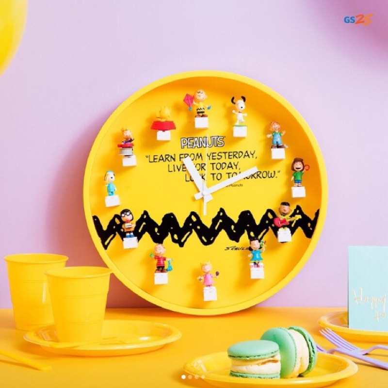 Snoopy Clock+Shoes (for Exclusive Guests) | Shopee Malaysia