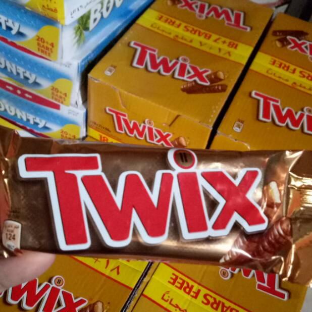 (Production Code 8IH0Q6855) TWIX And BOUNTY Chocolate Import Arabic ...