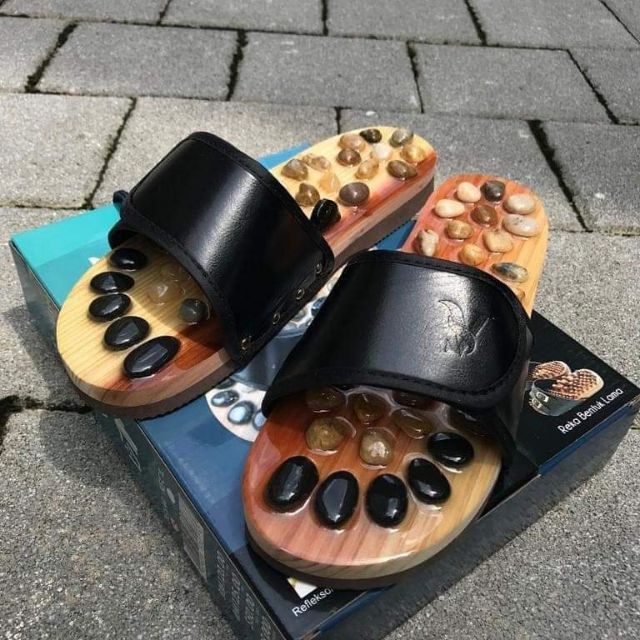 Reflexology hot sale magic slipper