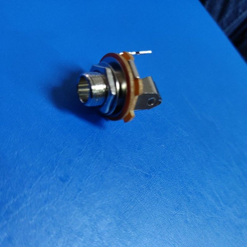 Fender guitar Socket (Fender guitar jack plug) / round jack Shopee