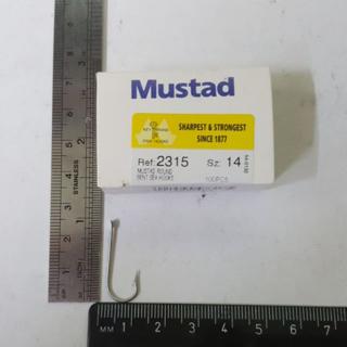 Mustad Round Bent Sea Hooks