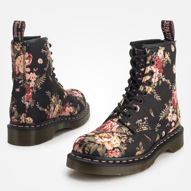 Dr Martens Victoria Flowers Canvas Womens Boots Shopee Malaysia