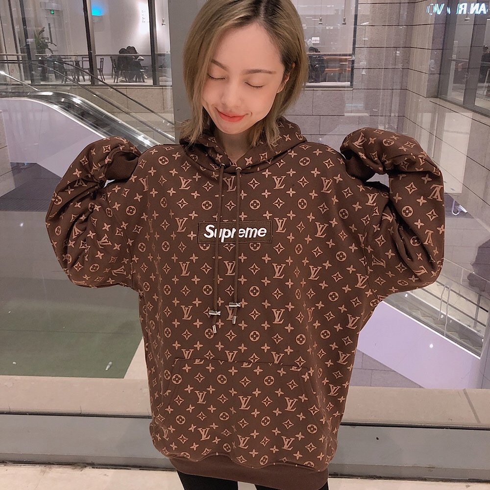 Supreme louis cheap vuitton jumper