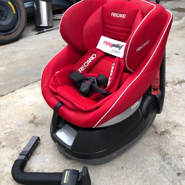 Recaro store baby car