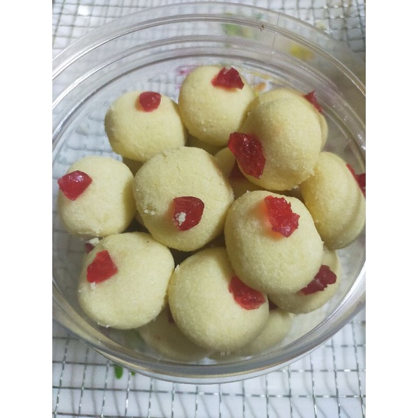Biskut suji cherrys raya sedap | Shopee Malaysia