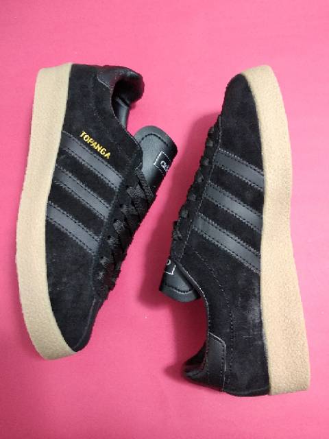 Adidas topanga black gum hotsell