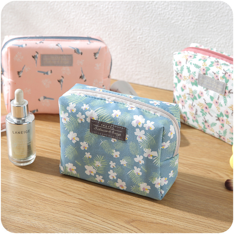 Cute small deals cosmetic bags