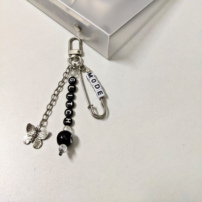 (by yoitkyu) PT.1 CUSTOM MADE KEYCHAIN MONOCHROME BLACK WHITE SILVER ...