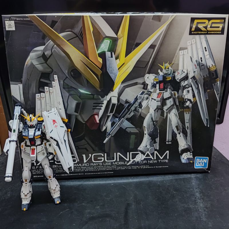 Gundam RG 1/144 – Nu Gundam – Kit De Montage Bandai – Nécessite Assemblage – Dès 15 Ans
