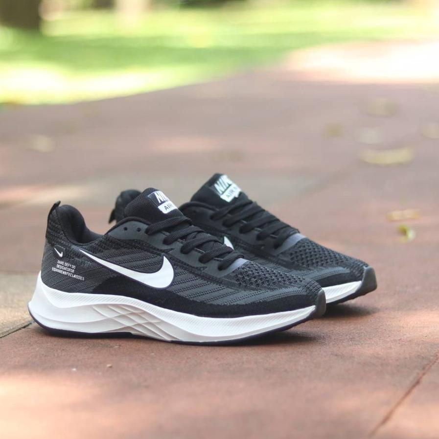 HIJAU HITAM Best! Nike ZOOM Running Shoes