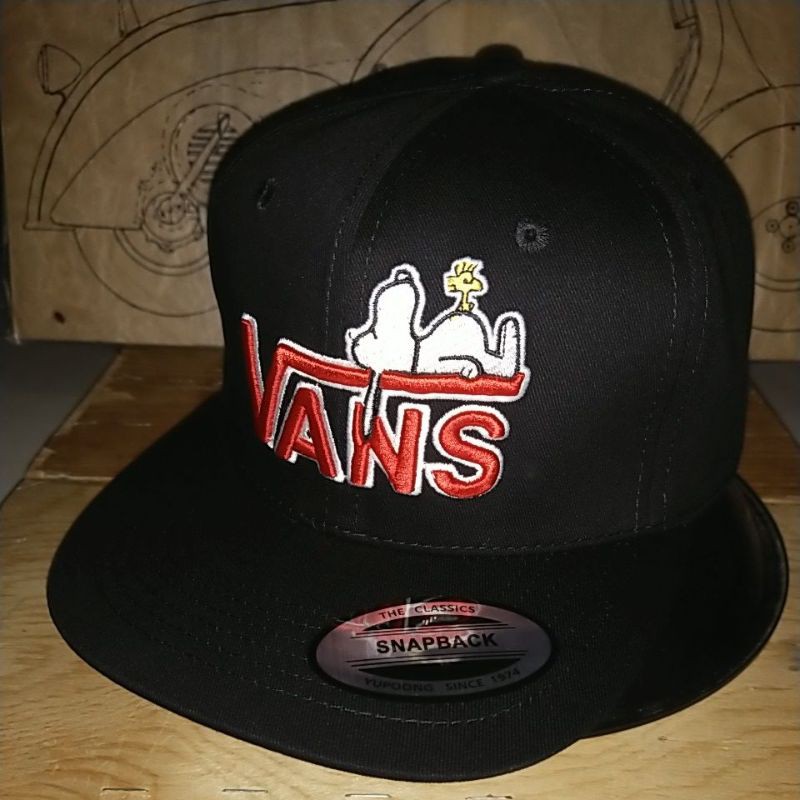 Gorra vans online snoopy