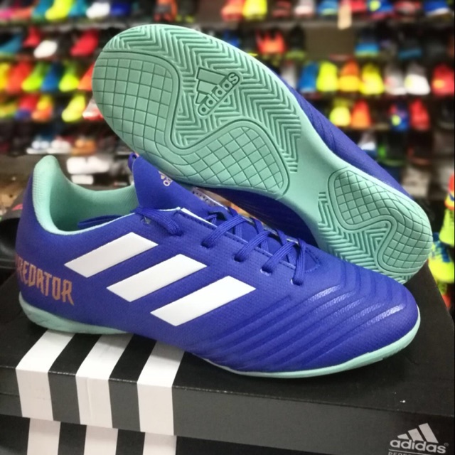 Kasut cheap futsal predator