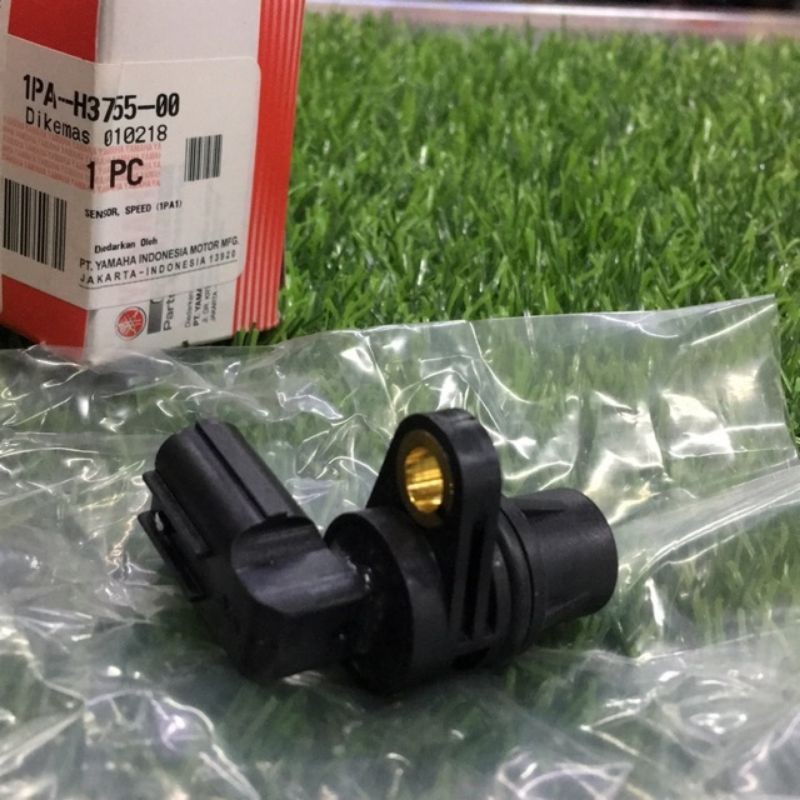 100 ORIGINAL HONG LEONG YAMAHA Y15ZR V1 / V2 / FZ150I /R15 NEW SPEED