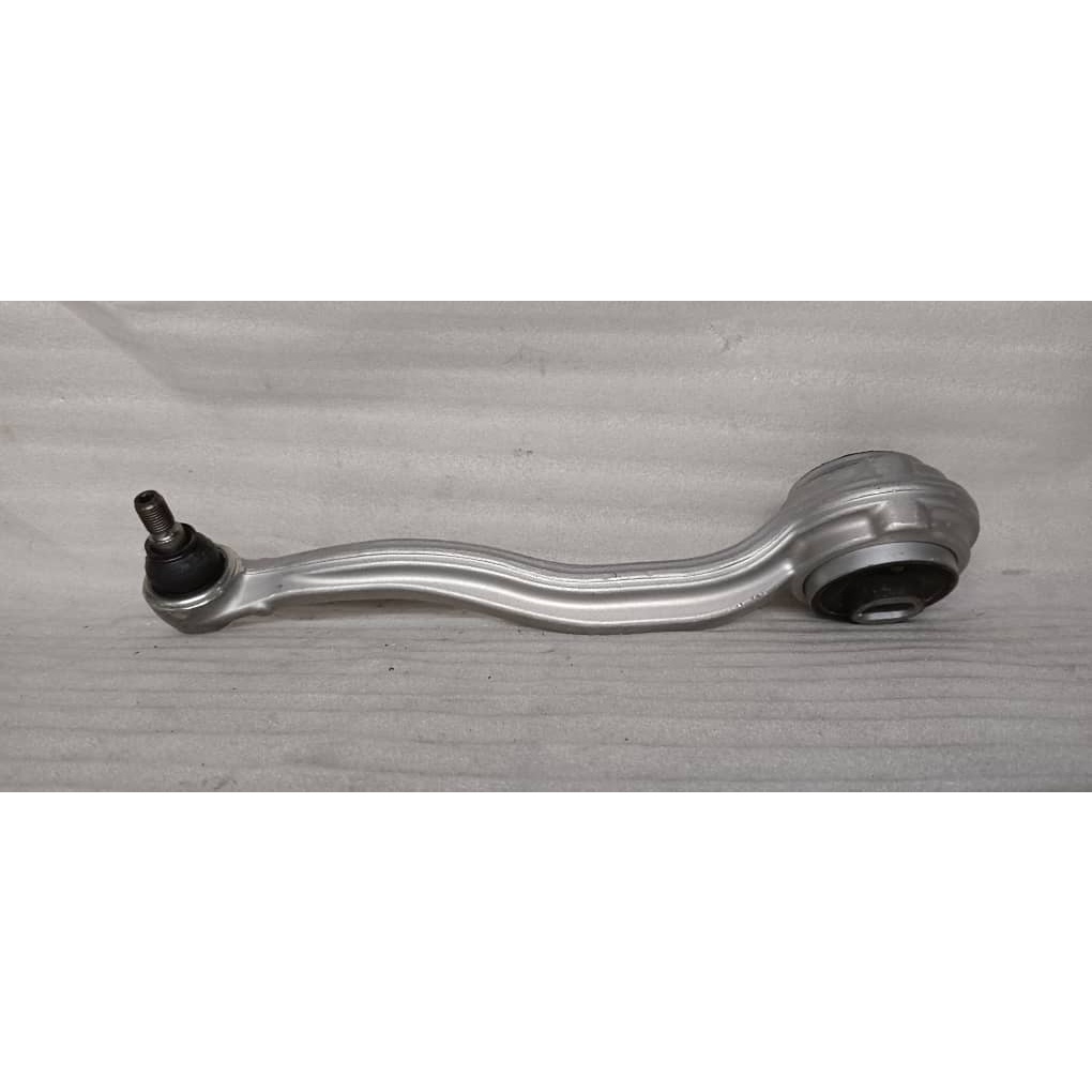 MERCEDESBENZ W203 FRONT LOWER CONTROL ARM THRUST ARM BUSH TOP