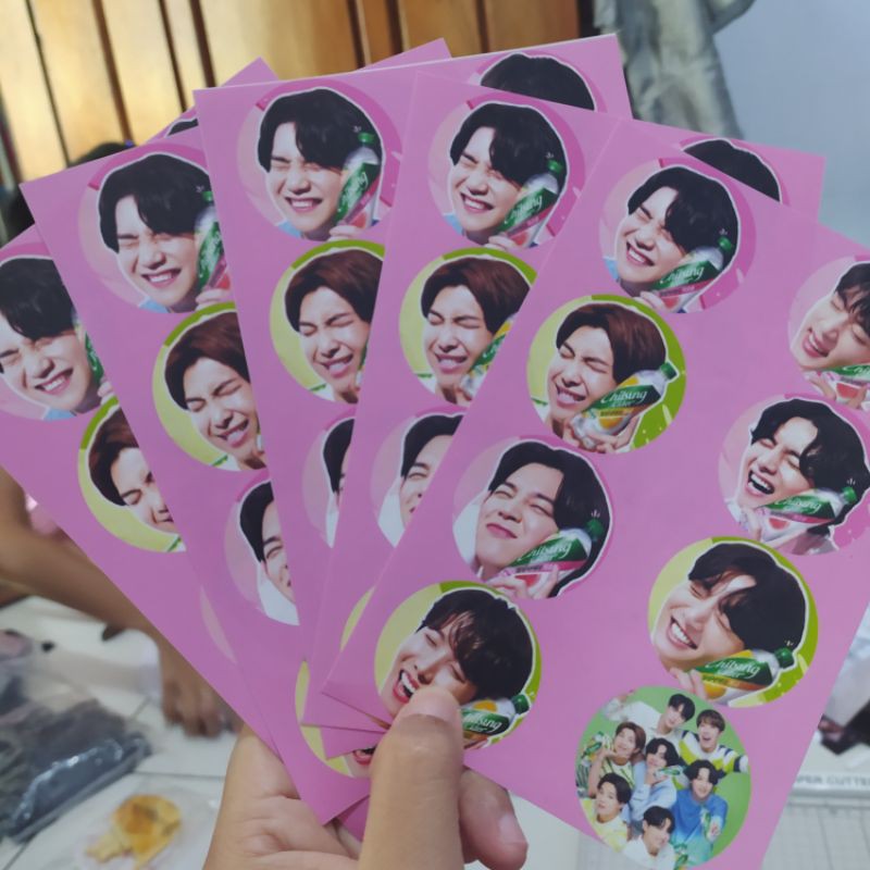 Custom STICKER TRANSPARANT (PHOTO DESIGN FROM THE BUYER) | Shopee Malaysia