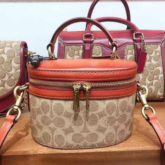 Original Coach Trail Bag In Signature Canvas Style No. 31728