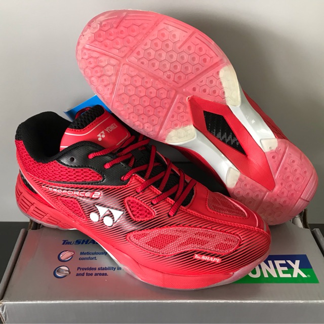 Yonex hydro force store 2