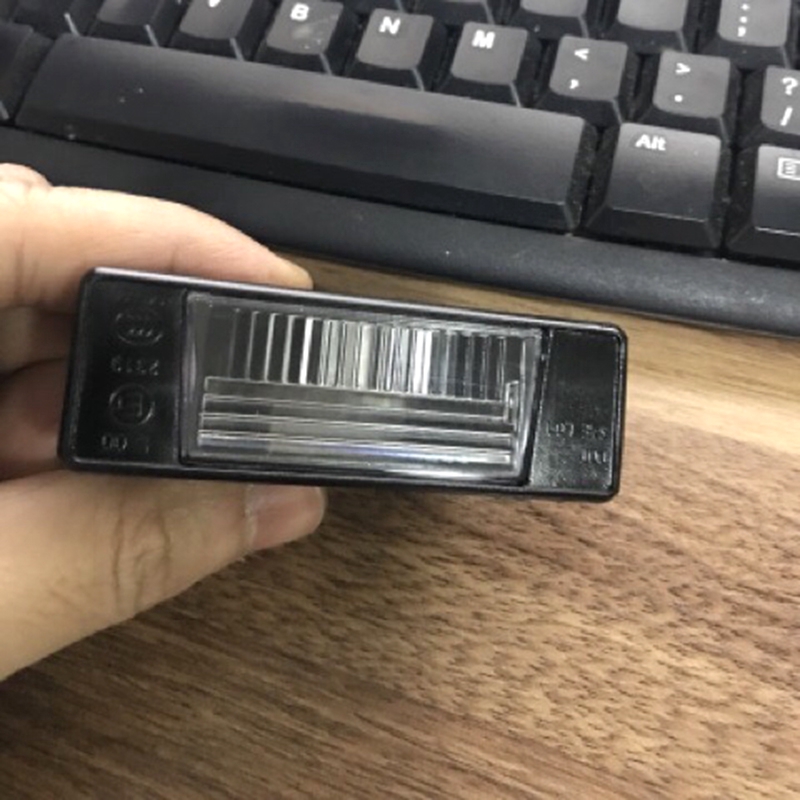 License plate light Nissan ALMERA / N17 MARCH / K13 XTRAIL T31 KICKS