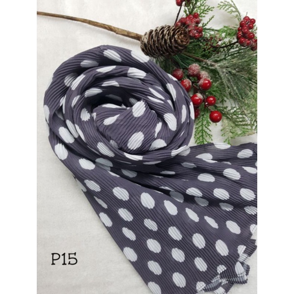 polkadot shawl