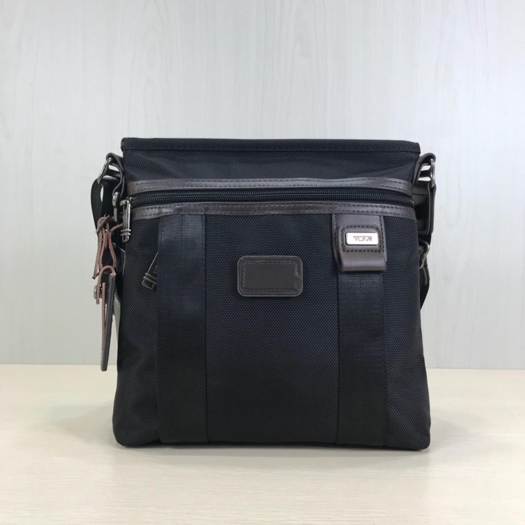 Tumi crossbody clearance bag for man