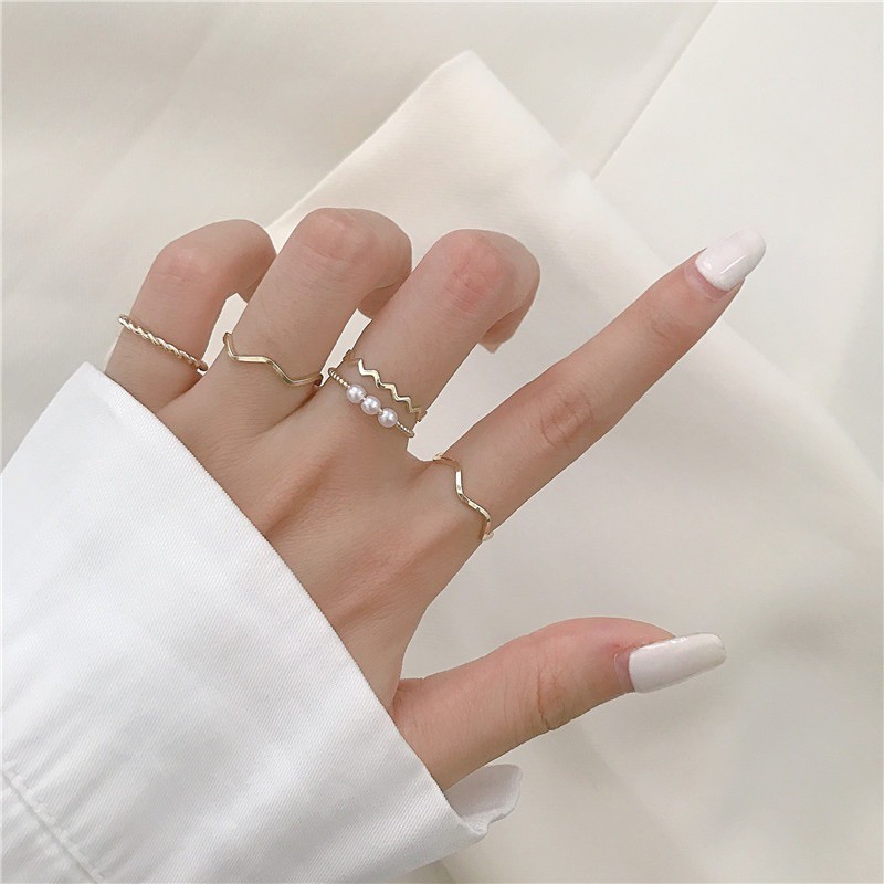 C.FASHION Korean 5 Pieces Rings Set Ins Women Fashion Accessories Jewelry  Pearl Ring Cincin Perempuan Wanita 现货戒指