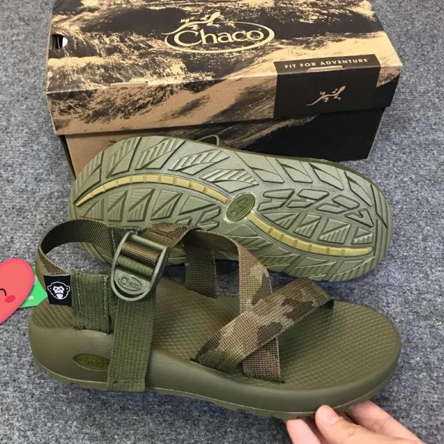 Chaco Men Sandals D101 With Camouflage Pineapple Pattern At Heels