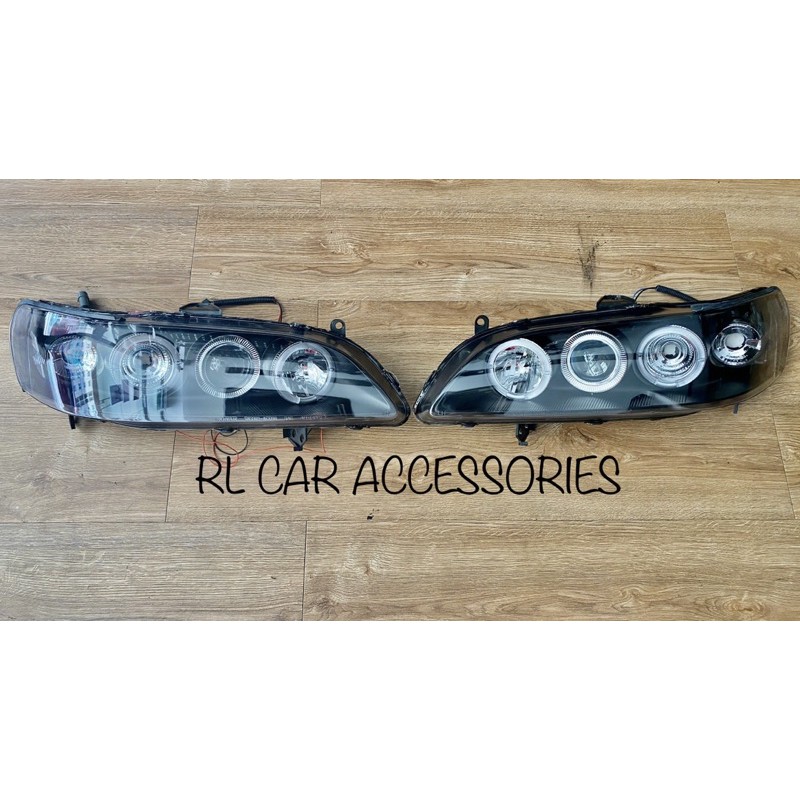 Pair Headlights Assembly For Honda Accord 1994-1997 – Halogen Reflector, Clear Lens, Black Housing