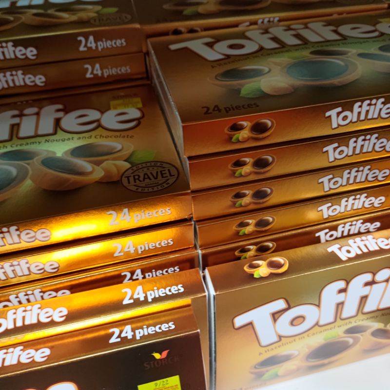 Coklat Toffifee A Hazelnut in Caramel with Creamy Nougat And Chocolate ...