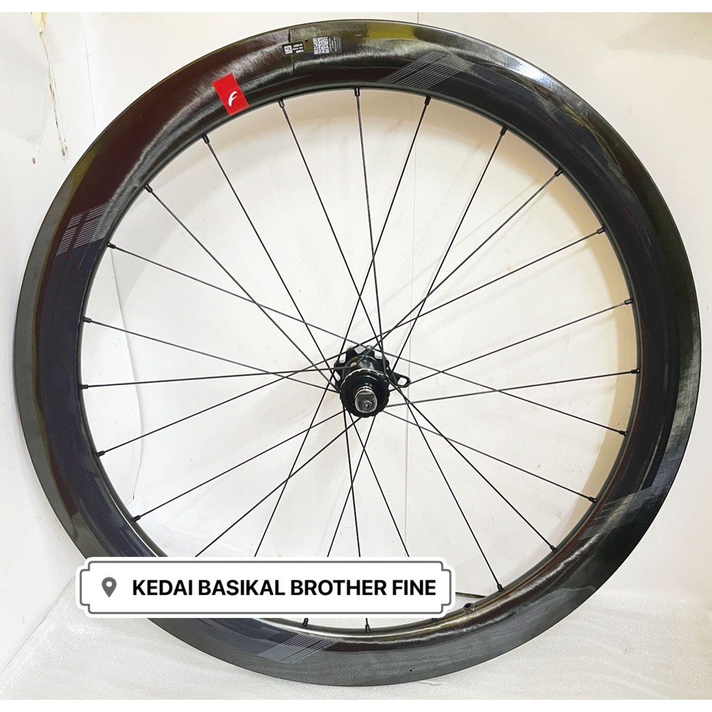 Fulcrum racing wind 55 clearance db carbon disc road wheelset