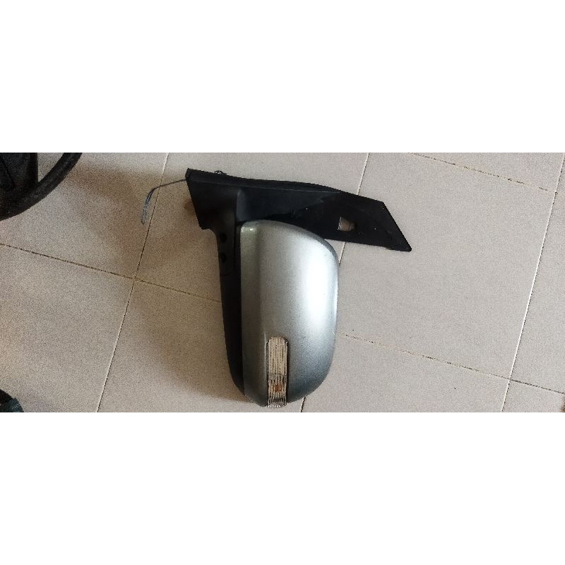 Toyota Innova side mirror kiri Shopee Malaysia