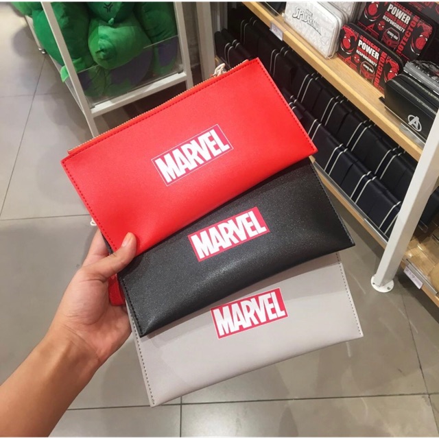 Miniso best sale marvel pouch