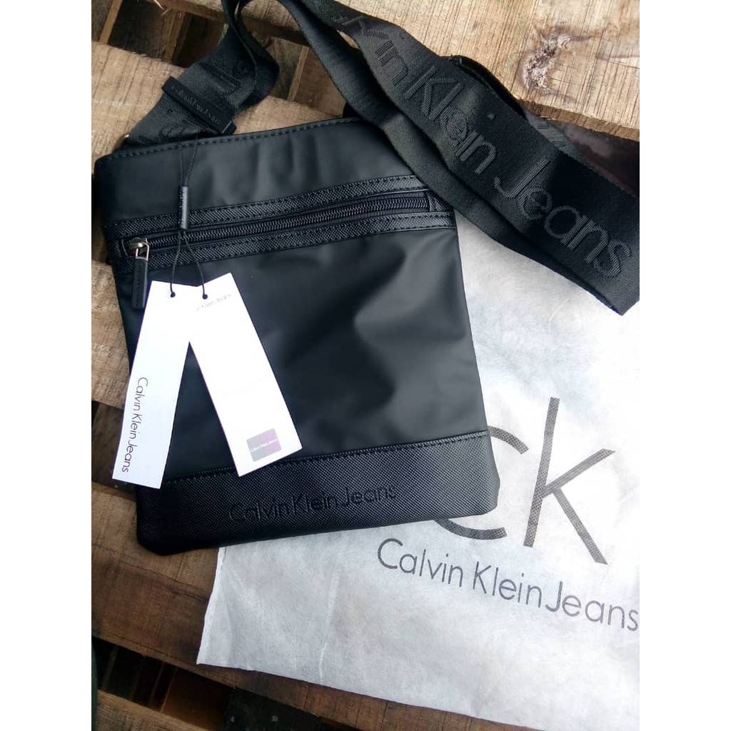 Calvin klein sling store bag original