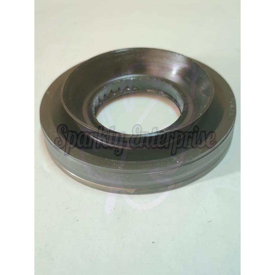 NISSAN NAVARA DRIVE SHAFT OIL SEAL LEFT & RIGHT 38342EA000 / 40227